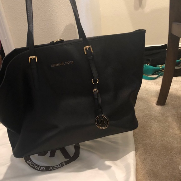 Michael Kors handbag - Picture 3 of 3